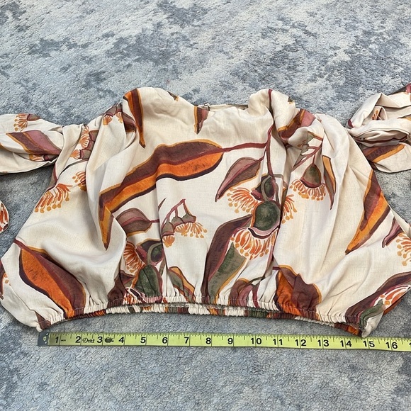 NWT Andrea Iyamah Halima Crop Top Resort Wear Cover Up Eucalyptus Leaves Sz L - Picture 11 of 15